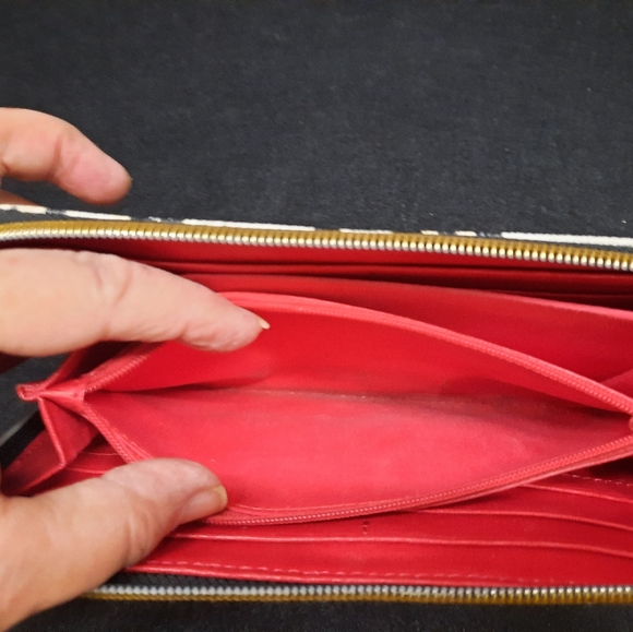 SOLD ON ANOTHER WEBSITE - Picture 11 of 12